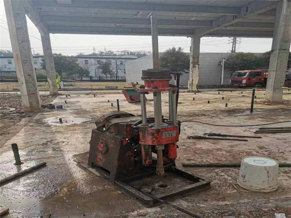 曲水袖阀管小导管注浆加固施工工艺